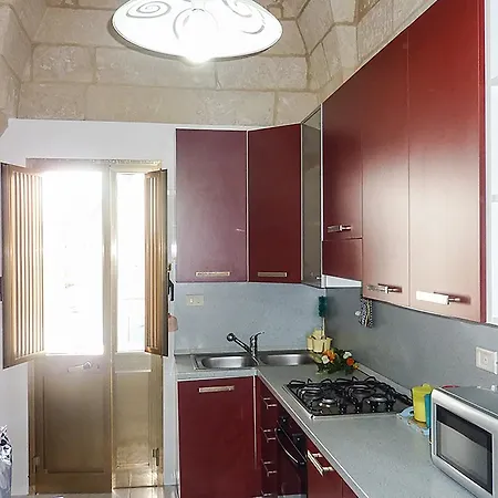 Adria Holidays M205 산포카